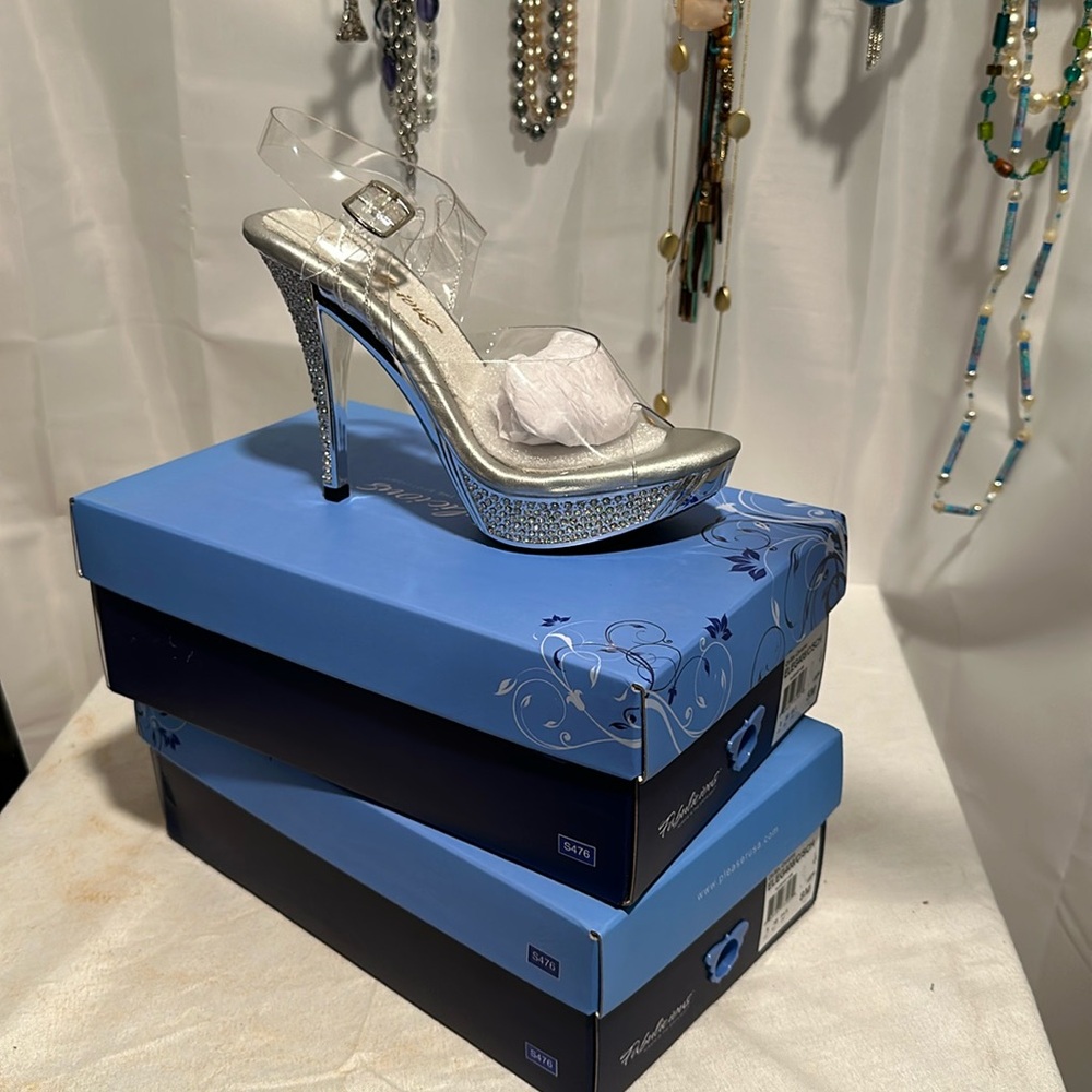 Chrome silver  Heels competition shoes new inbox never worn w/ rhinestones